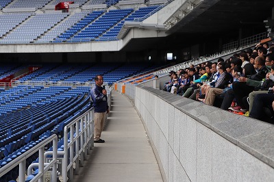 4月29日 月祝 日産スタジアム 選手と体験ツアー を開催しました 日産スタジアム 新横浜公園 スタッフブログ