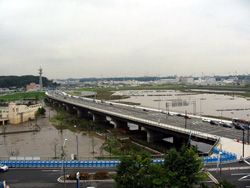 台風後の競技場