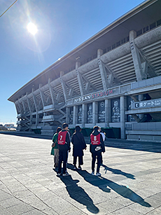 「芝」の育成指導の様子