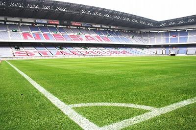 日産スタジアムの芝生でプレーしよう 日産スタジアム