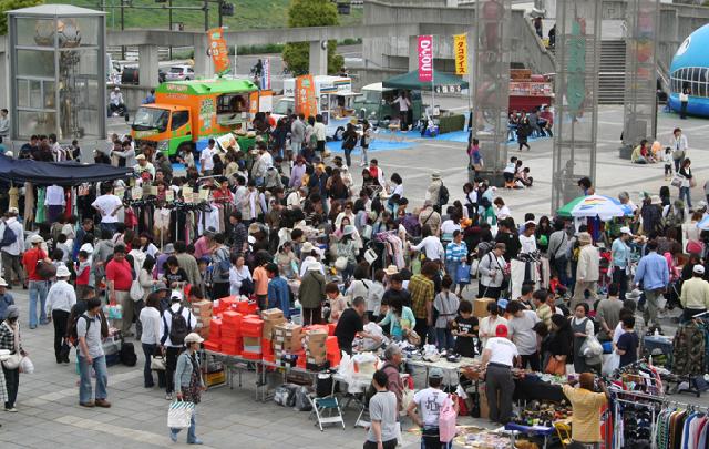 フリーマーケット開催予定について 日産スタジアム