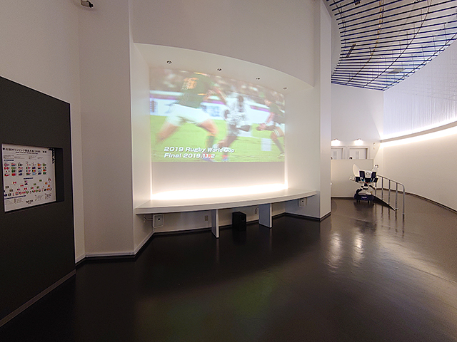 日産スタジアム NISSAN STADIUM